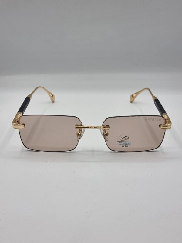 Photochromic  glasses