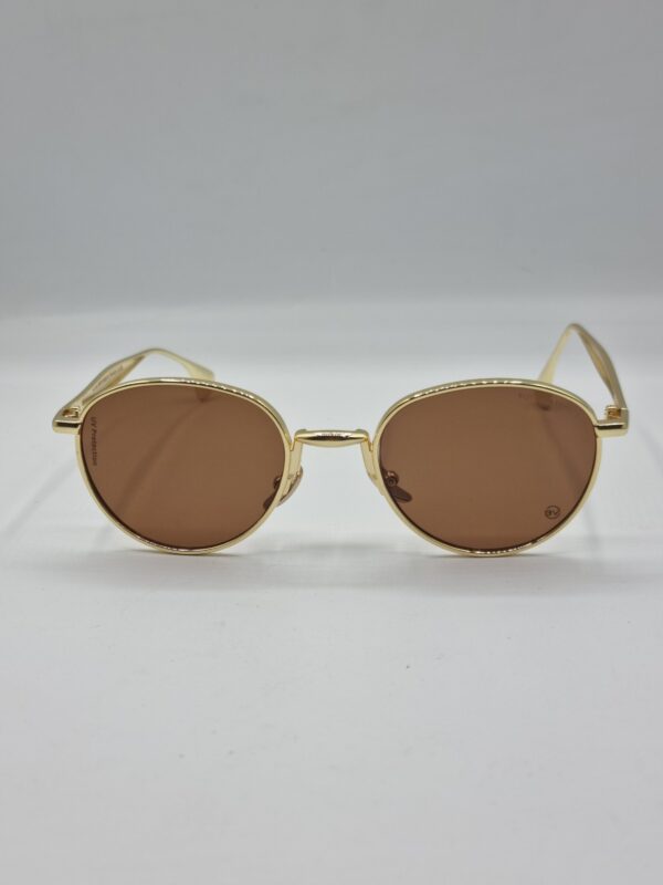 Round sunglasses