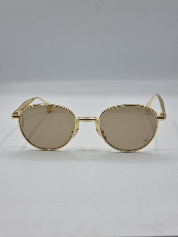 Round sunglasses