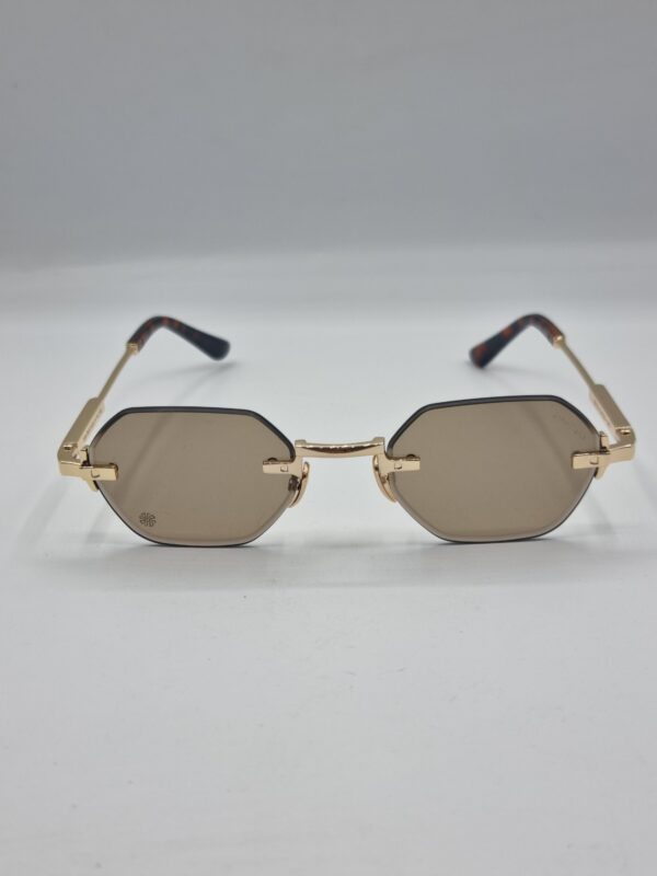 Rimless geometric glasses