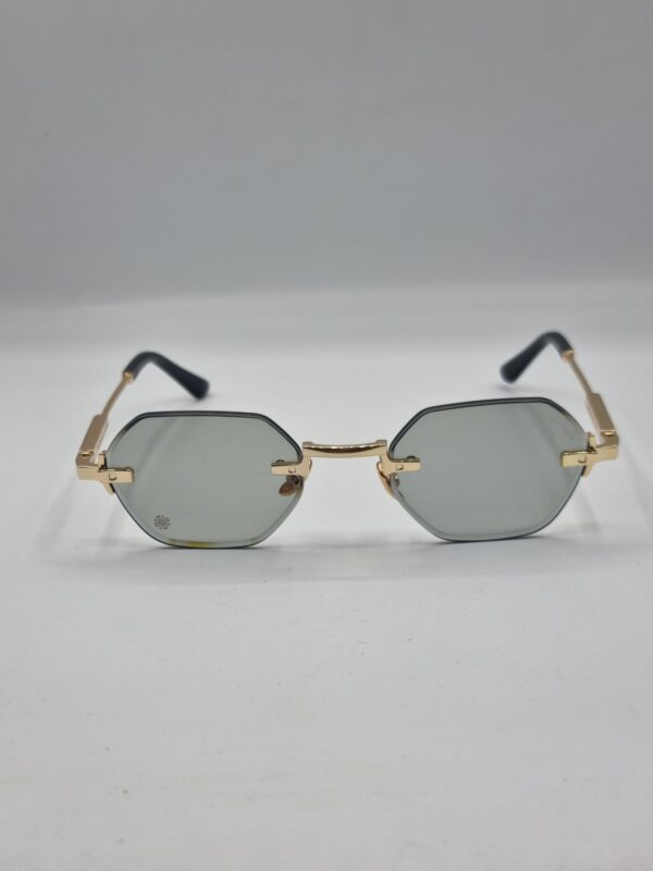 Rimless geometric glasses